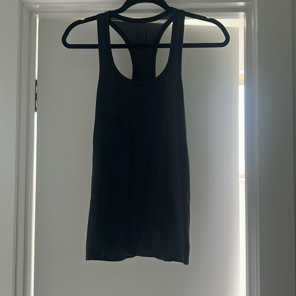 Swiftly Tech Racerback Tank Top Black